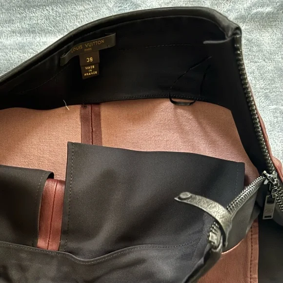 Louis Vuitton leather skirt - Picture 11 of 11